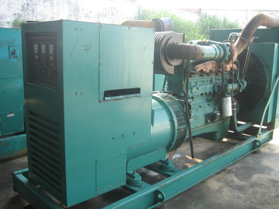 隆尧租赁发电机- 发电机碳刷磨损的原因是什么