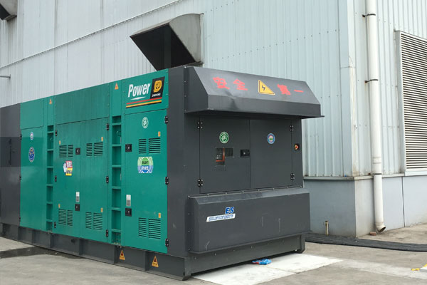 隆尧燃油滤清器的更换流程是怎样的？