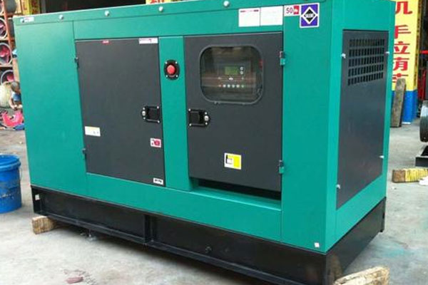 隆尧如何检查机油的使用时间？