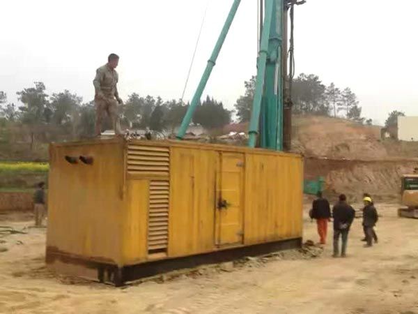 隆尧如何判断水冷式机油散热器密封件是否需要更换？